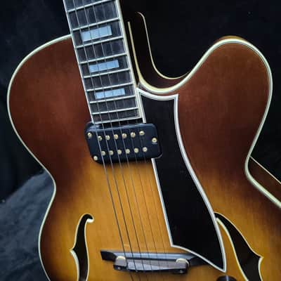 1985 Fender D'Aquisto Elite MIJ w/ OHSC - Violin Sunburst image 4