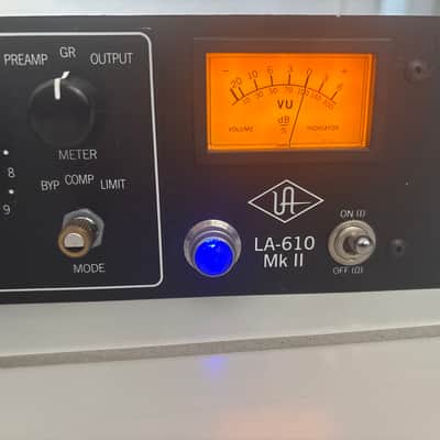 Universal Audio LA-610 Mk II Purchased 2022 - Black image 2