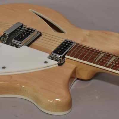 2001 Rickenbacker 360 Mapleglo Finish w/OHSC image 8