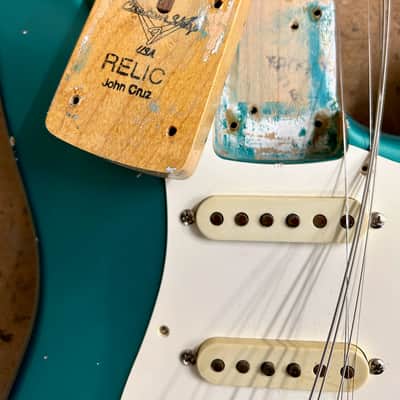 1999 Fender Cunetto Relic Stratocaster — Sherwood Green (Ultra Rare), John Cruz, Collector Condition, Full Set image 16