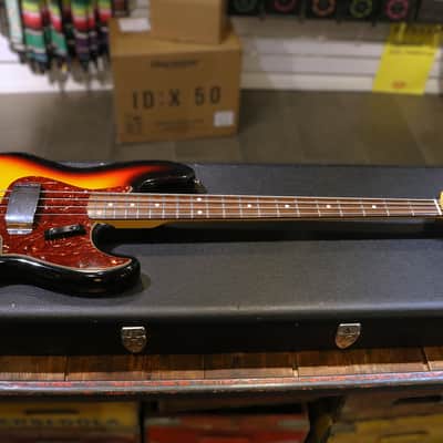 FenderCustom Shop Time Machine 1962 Jazz Bass Relic - 3-Color Sunburst image 7