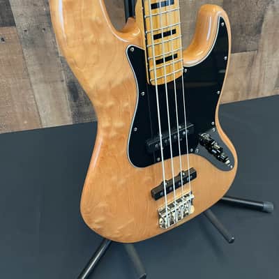 Fender Classic Vibe 70's Jazz Bass 2020 - Natural image 11