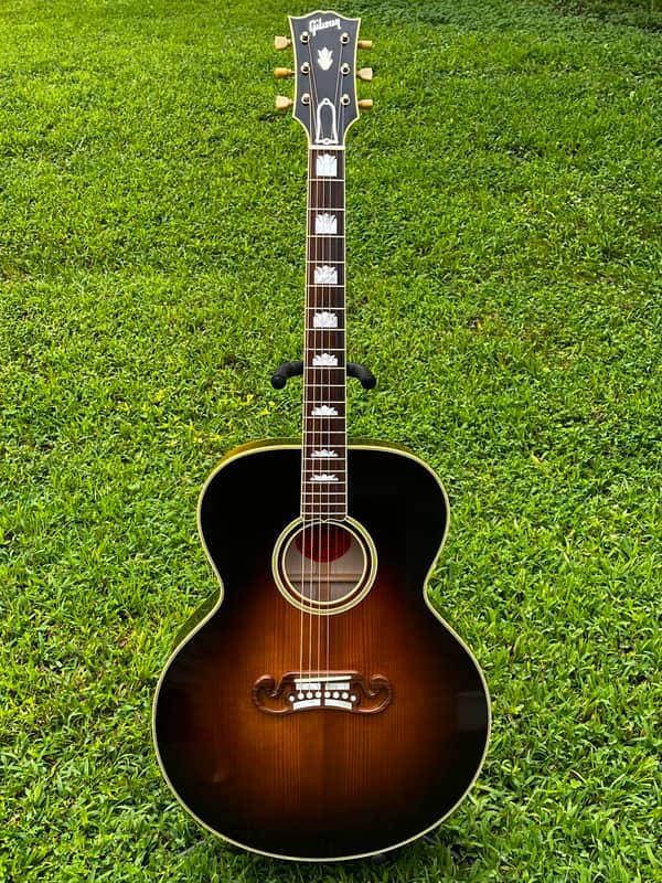 Gibson SJ-200 Vintage Limited Edition