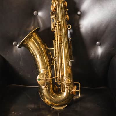 Martin Late 20's Low Pitch Alto Saxophone with Hardshell Case - Used image 10