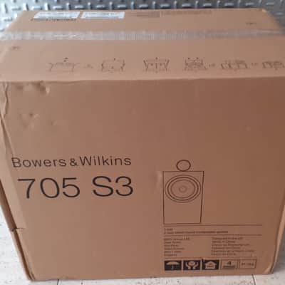 Bowers & Wilkins 705 S3 Black image 3