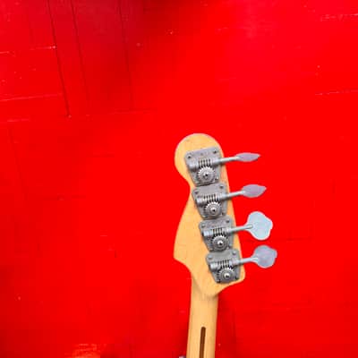 Fender Precision Bass with Maple Fretboard 1976 - Olympic White image 8