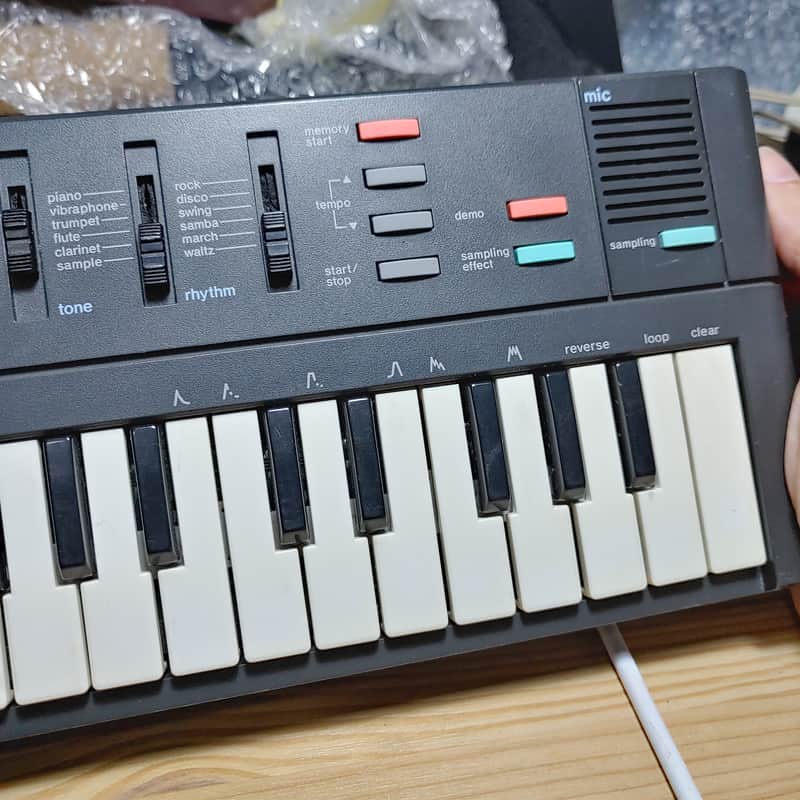 Casio SK-10 32-Key Sampling Keyboard | Reverb UK