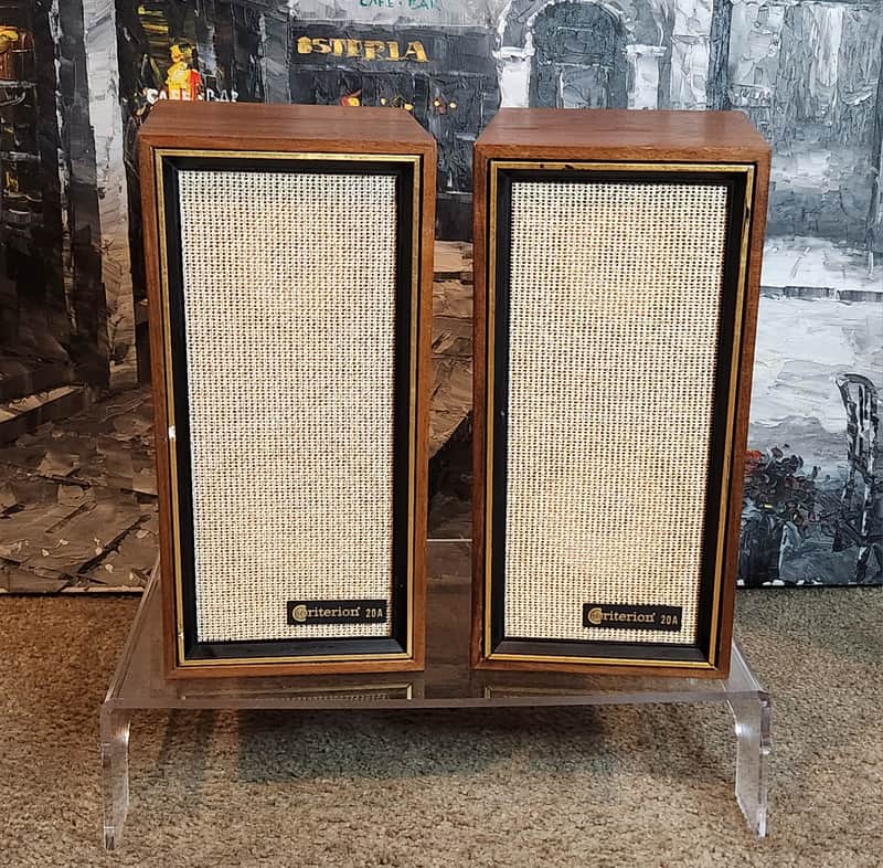 Lafayette Lafayette Criterion 20A  1970s  vintage, compact 2-way bookshelf speakers 60s - Wood