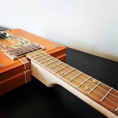 Smokin G Guitars 3 String Electric Cigar Box Guitar 2025 - Maple/Walnut image 5