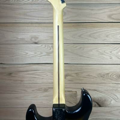 Fender 50th Anniversary Stratocaster 2004 - 2-Tone Sunburst image 7