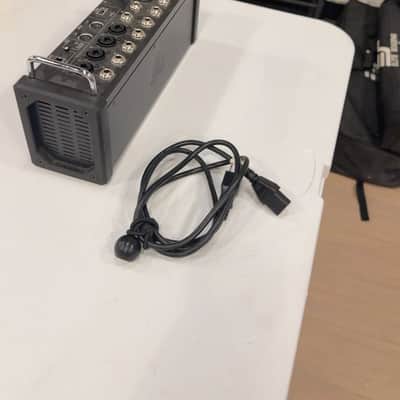 Behringer X Air XR12 12-Input Digital Mixer w/ Power Cable image 4