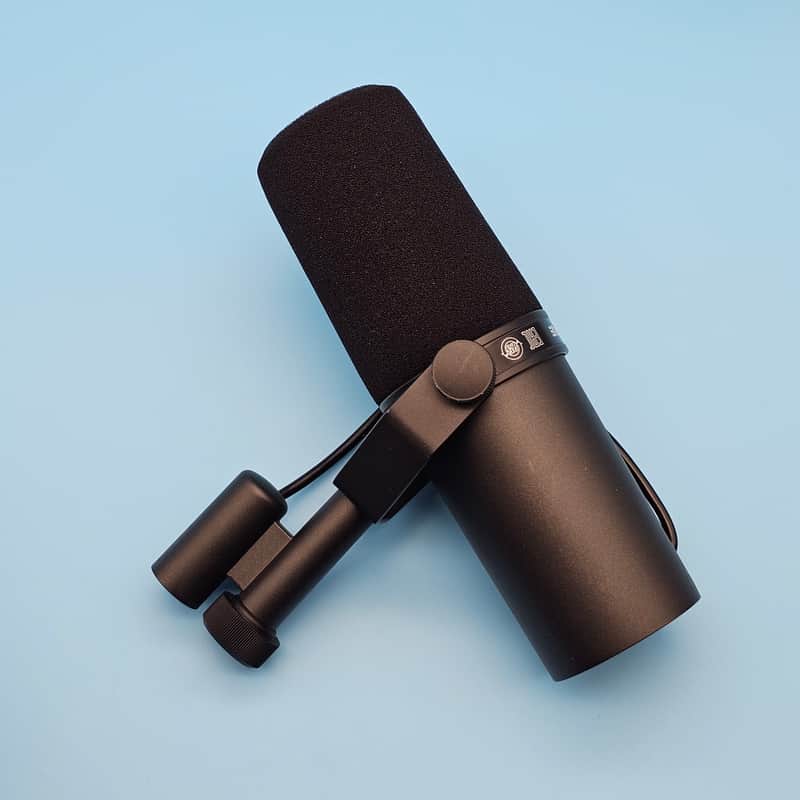 ☆Authentic Shure SM7B Cardioid Dynamic Microphone image 1