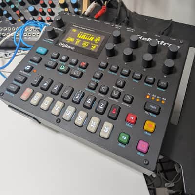 Elektron Digitone 8-Voice Digital Synthesizer 2017 - 2024 - Black