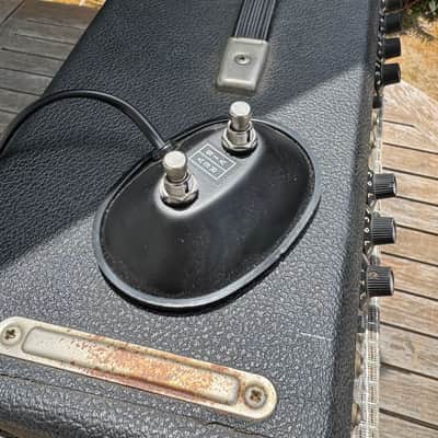1977 Fender Vibrolux Reverb 2-Channel 35-Watt 2x10" Guitar Combo Amp Silverface image 13