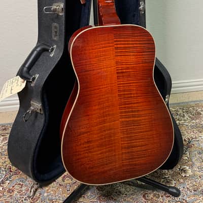 Beard Legacy E 2022-2023 - Amber Sunburst Curly Maple image 4