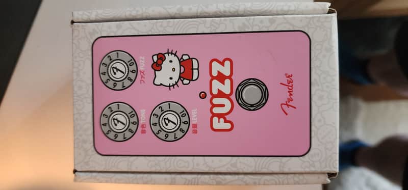 Fender Hello Kitty Fuzz