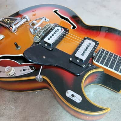Vintage 1967 Vox Grand Prix Sunburst V286 Guitar Near Mint Very Clean Beautiful image 8