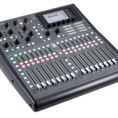Behringer X32 Producer 40-Input, 25-Bus Rack-Mountable Digital Mikser image 2