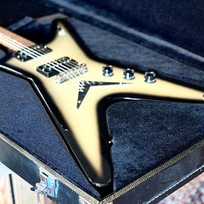 Dean USA ML 1000 2011 - Silverburst image 3