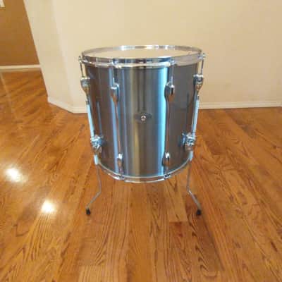 Tama Vintage made in Japan Rockstar 16 x 16 floor tom mint condition image 1