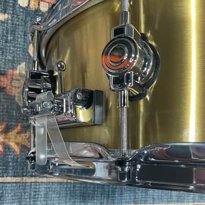 DW Performance Polished Brass Snare Drum 5.5x14 image 2