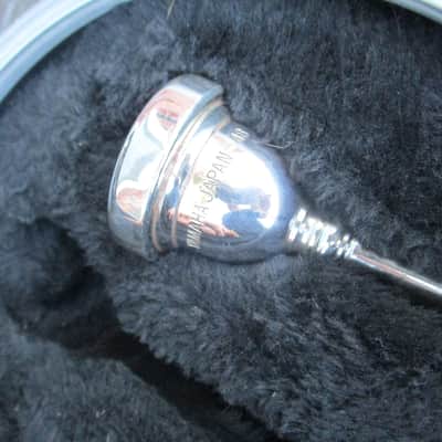 Yamaha YSL-354 Standard Trombone 2010s - Lacquered Brass image 15