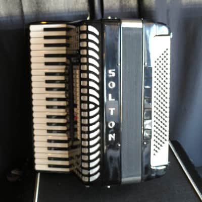 Solton Artist 2000 Accordion w/ Ketron X4 MIDI Sound Module image 1