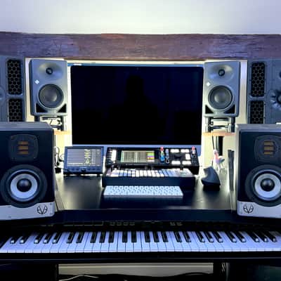 Eve Audio SC3070 3-Way 7" Active Studio Monitors (Pair) 2020 - Present - Black image 1
