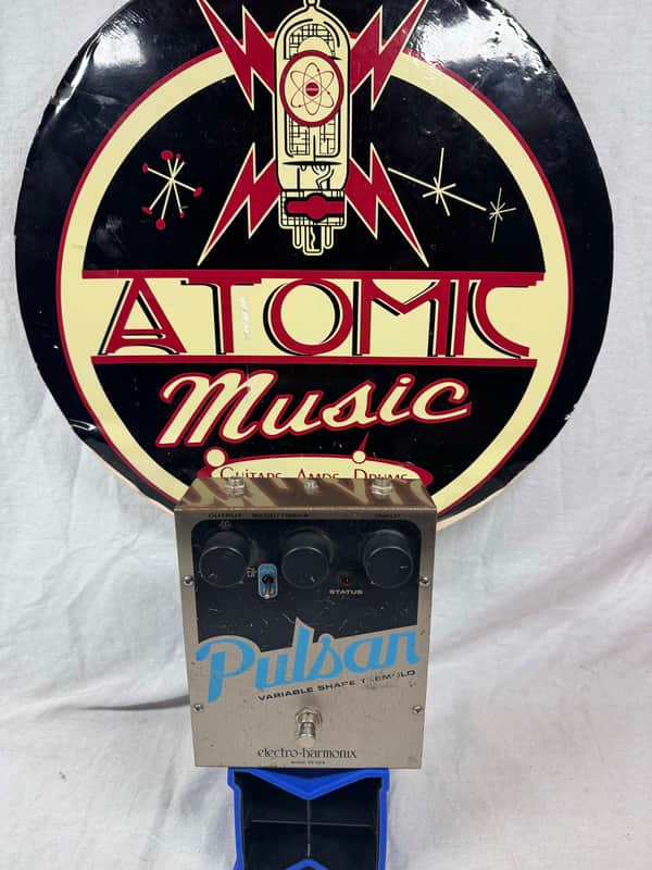 Electro-Harmonix Pulsar Variable Shape Tremolo Pedal - EC-3850 ec3850 image 1