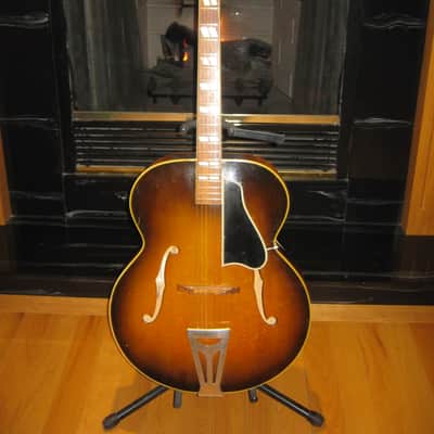 Gibson Super 300 1951 Sunburst - Extremely Rare - One of 200 Ever Built image 1