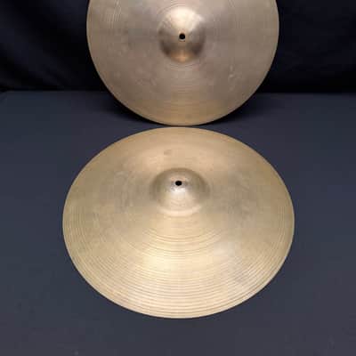 Zildjian 15" Avedis Hi-Hat set 952 - 906 grams 1950's image 2