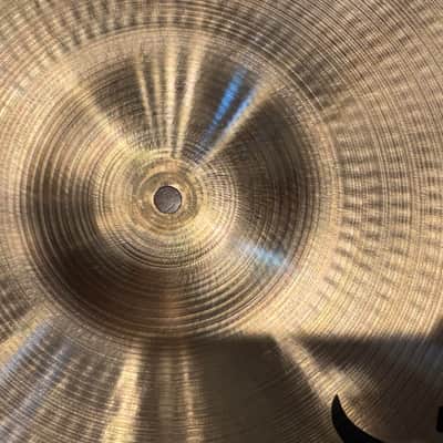 Zildjian 18" A Series Medium Thin Crash Cymbal 2013 - Present - Traditional image 7