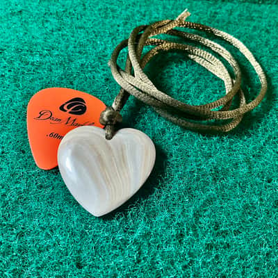 Seashell pendant- heart profile… by BeachSidePicks image 3