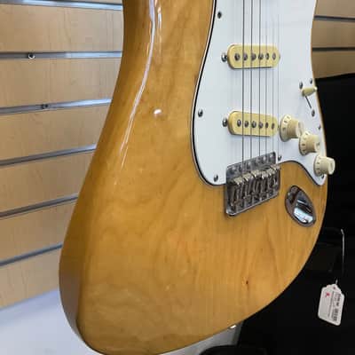 Fender stratocaster 2003 - Gloss image 11