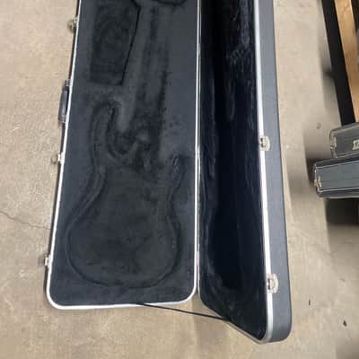 Carvin LB75 5 string bass 1990,s? - Black image 9