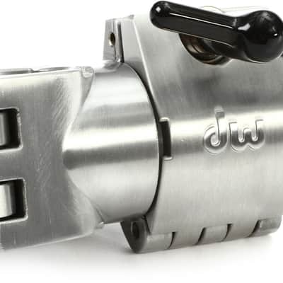 DW DWSMRKC15T 9000 Series Rack T-leg Clamp - 1.5 to 1.5 inch image 1