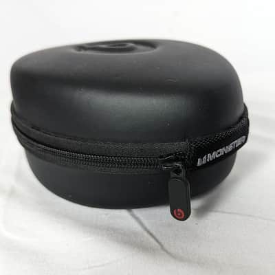 Monster Beats by Dr. Dre Studio High-Definition Isolation Headphones image 3