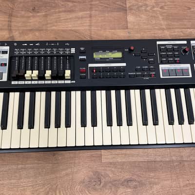 Hammond SK1 88 Keyboard; Serial No: 13090065 | Second Hand image 3