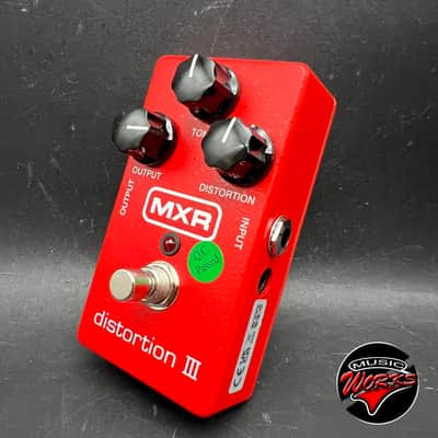 Mxr   Distortion Iii image 3