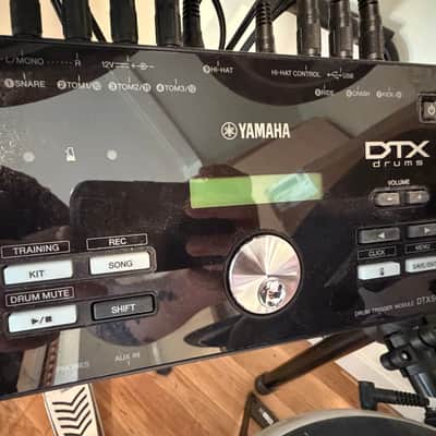 Yamaha DTX502 Electronic Drum Kit – DTX502 Module, 3-Zone Cymbals, Hi-Hat Stand image 2