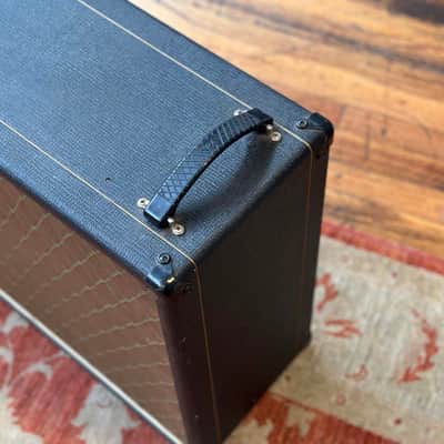 VOX V212BN Guitar Cabinet - Celestion Blue image 8