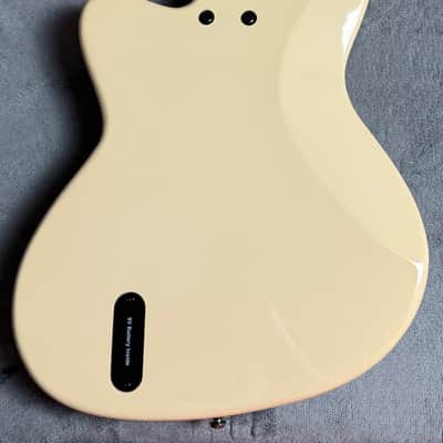Ibanez TMB100 Talman Bass Ivory Short Scale Active PJ Bass Guitar Clean image 10