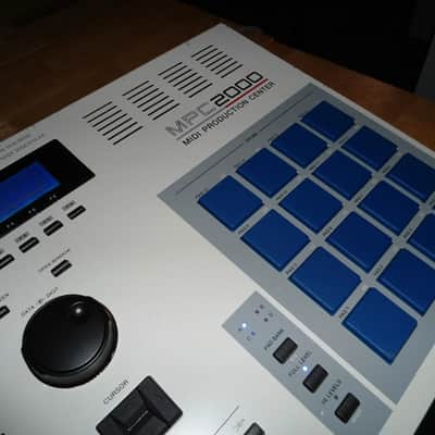 Akai MPC 2000 w/Custom BLUE LEDs & PADs 32MB RAM Sample & Boot Disks OS Ver.1.72 image 4