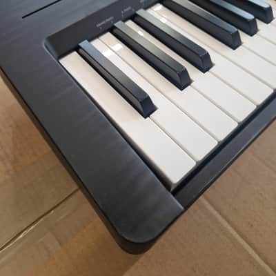 Yamaha P-145 B 2020 - Black image 2