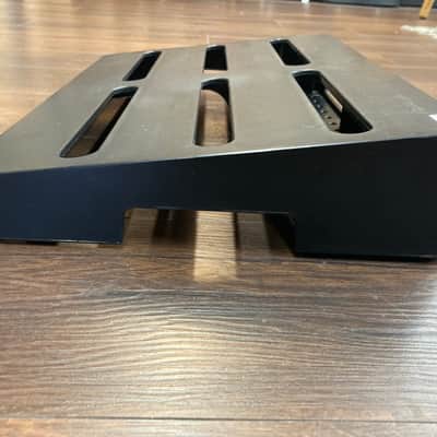 SKB 1SKB-PB1712 Pedalboard 2020 - Present - Black image 2