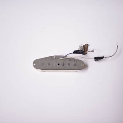 Immagine 1971 Fender 4-Bolt Stratocaster Gray-Bottom Staggered-Pole Bridge PICKUP Original White Cover 5.754k 1970's Vintage Strat Guitar 1969 - 4