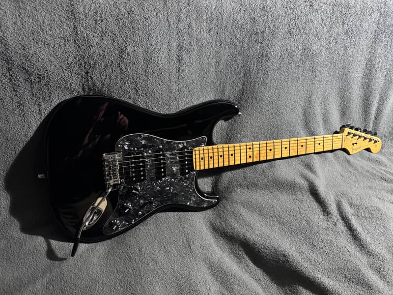 Fender American Standard Stratocaster with Maple Fretboard 2008 - 2016 - Black image 1