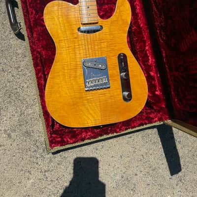 2012 - Fender Select Carved top Telecaster (Amber) image 8