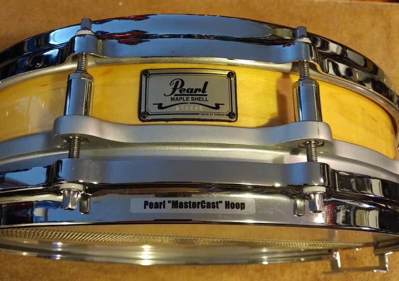 Pearl  Piccolo Snare 14" free floating 1990 maple image 1