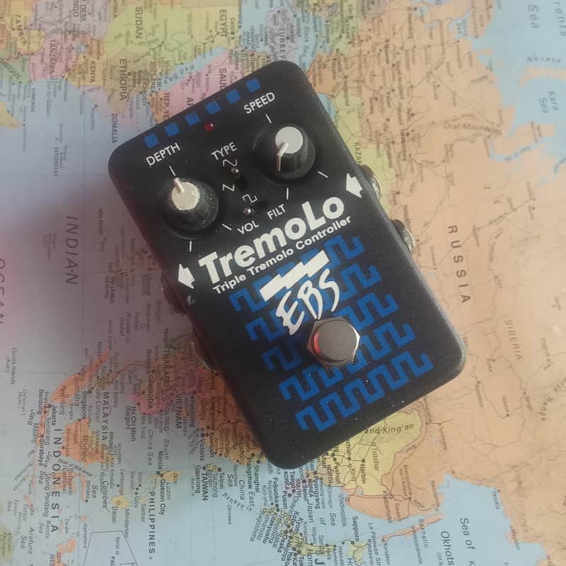 Discontinued : EBS Bass Stereo Tremolo Analog image 1